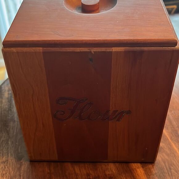 Vintage Hard Wood Set of (3) Kitchen Canisters - Picture 3 of 16